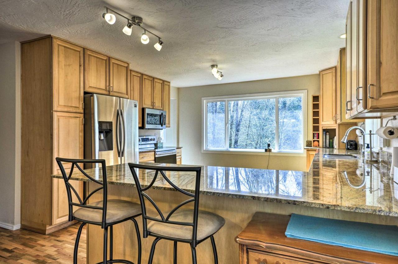 Charming Kelso Home With Proximity To Cowlitz River! 외부 사진